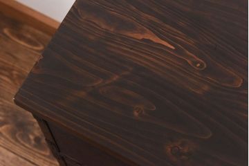 アンティーク家具　和製アンティーク　使いやすさアップ!脚付きチェスト(引き出し、時代箪笥、サイドボード)(3)