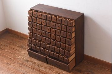 アンティーク家具　和製アンティーク　明治大正期の情緒あふれる薬箪笥(時代箪笥)