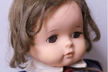 アンティーク雑貨　昭和レトロ　OIKE(オオイケ)　17　ボーイッシュなスリープアイドール(抱き人形、西洋人形)