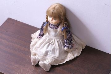 アンティーク雑貨　昭和レトロ　セキグチ(SEKIGUCHI)　スリープアイドール(目つむり抱き人形)