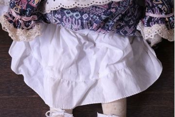 アンティーク雑貨　昭和レトロ　セキグチ(SEKIGUCHI)　スリープアイドール(目つむり抱き人形)