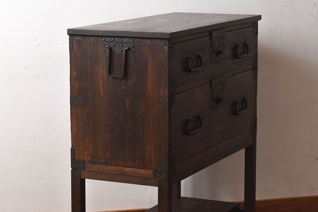 アンティーク家具　和製アンティーク　明治大正期の風情が味わえる脚付サイドボード(時代箪笥、チェスト)