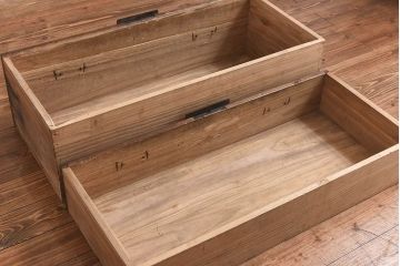 アンティーク家具　和製アンティーク　明治大正期の風情が味わえる脚付サイドボード(時代箪笥、チェスト)