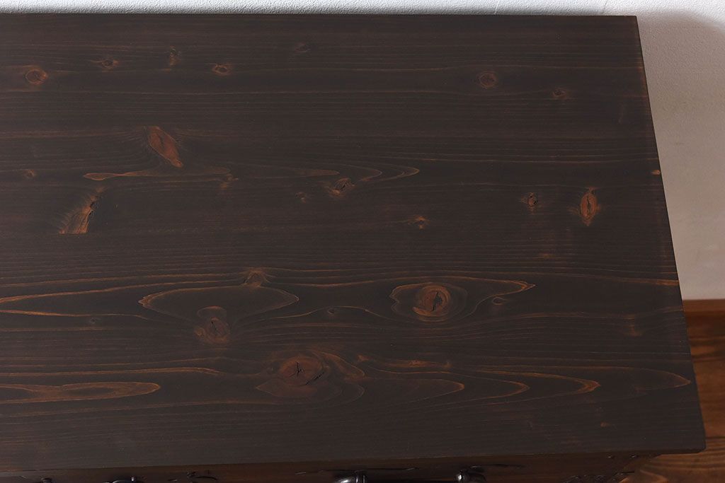 アンティーク家具　和製アンティーク　明治大正期の風情が味わえる脚付サイドボード(時代箪笥、チェスト)