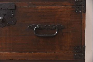 アンティーク家具　和製アンティーク　明治大正期の風情が味わえる脚付サイドボード(時代箪笥、チェスト)