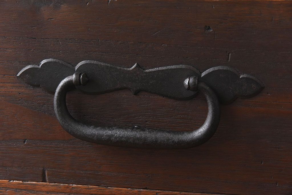 アンティーク家具　和製アンティーク　明治大正期の風情が味わえる脚付サイドボード(時代箪笥、チェスト)