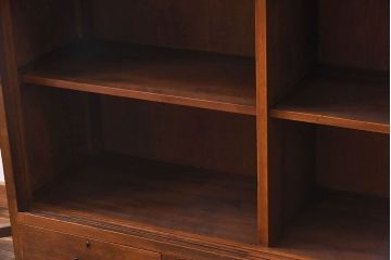 レトロ家具　昭和レトロ　ナラ材使用の味わいのある上質なカップボード(重ね食器棚、戸棚)