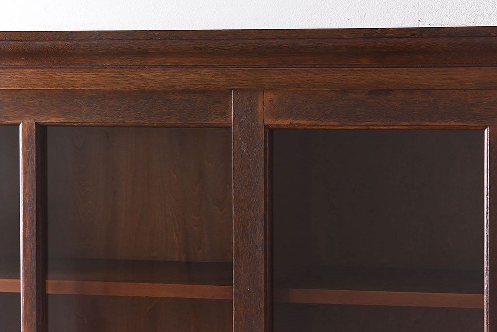 レトロ家具　昭和レトロ　ナラ材使用の味わいのある上質なカップボード(重ね食器棚、戸棚)