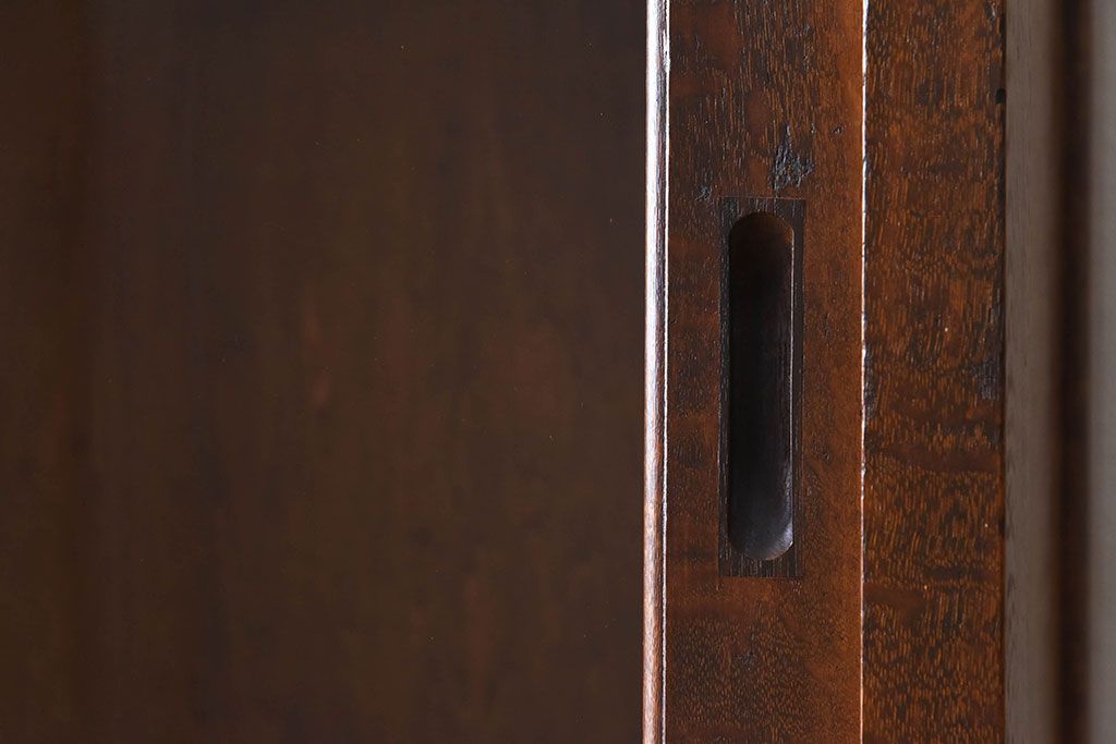 レトロ家具　昭和レトロ　ナラ材使用の味わいのある上質なカップボード(重ね食器棚、戸棚)