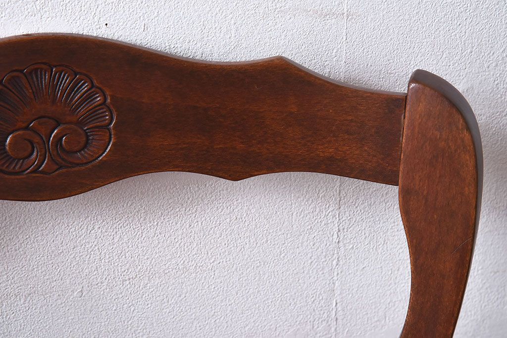 中古　Henri Julien(アンリ・ジュリアン)　フレームの形が独創的なダイニングチェア(椅子)