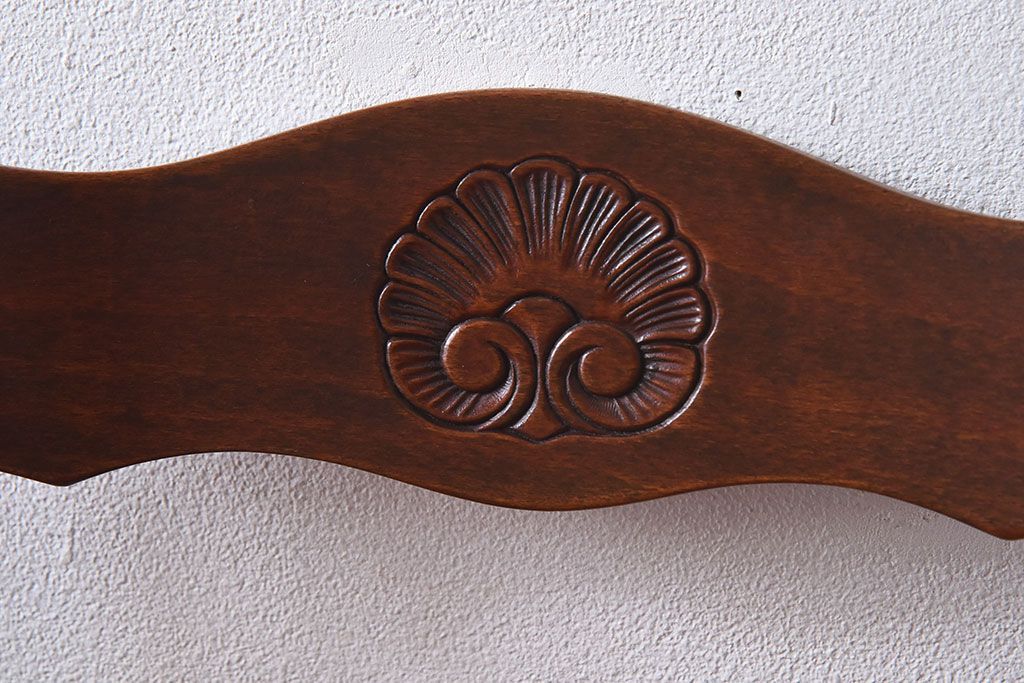 中古　Henri Julien(アンリ・ジュリアン)　フレームの形が独創的なダイニングチェア(椅子)