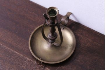 アンティーク雑貨　ビンテージ　古い質感が味わい深い真鍮製の燭台(ろうそく立て)(2)