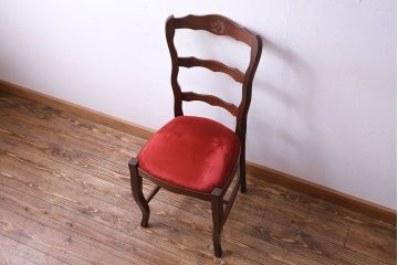 中古　Henri Julien(アンリ・ジュリアン)　フレームの形が独創的なダイニングチェア(椅子)(1)