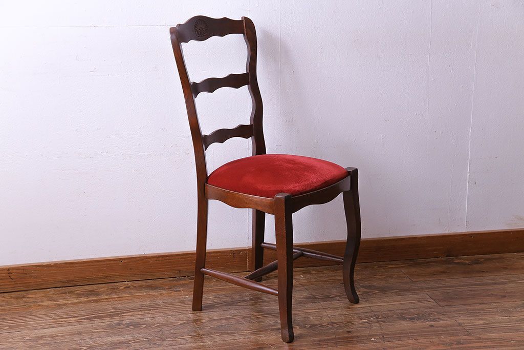 中古　Henri Julien(アンリ・ジュリアン)　フレームの形が独創的なダイニングチェア(椅子)(1)