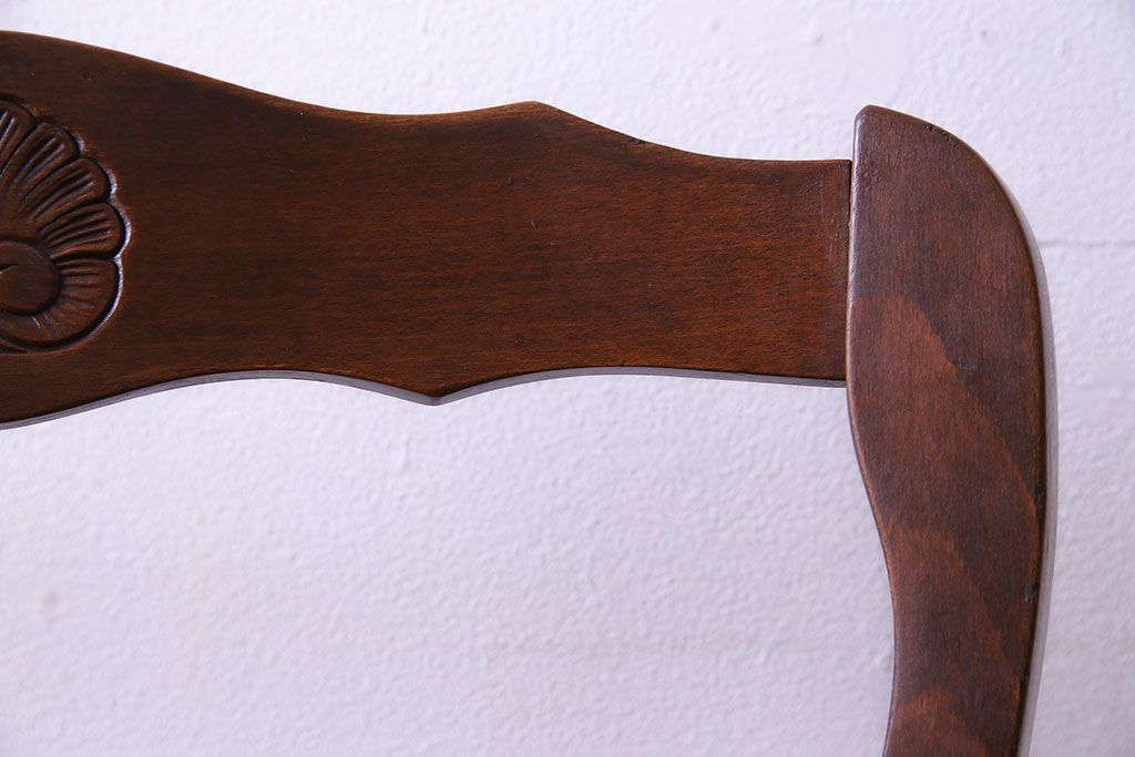 中古　Henri Julien(アンリ・ジュリアン)　フレームの形が独創的なダイニングチェア(椅子)(1)