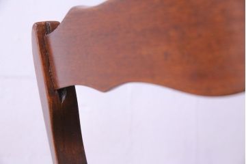 中古　Henri Julien(アンリ・ジュリアン)　フレームの形が独創的なダイニングチェア(椅子)(1)