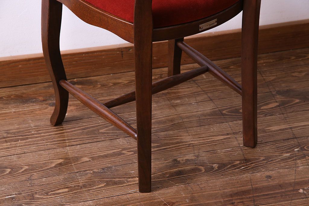 中古　Henri Julien(アンリ・ジュリアン)　フレームの形が独創的なダイニングチェア(椅子)(1)