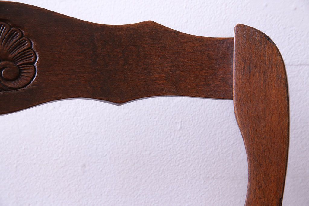 中古　Henri Julien(アンリ・ジュリアン)　フレームの形が独創的なダイニングチェア(椅子)(2)