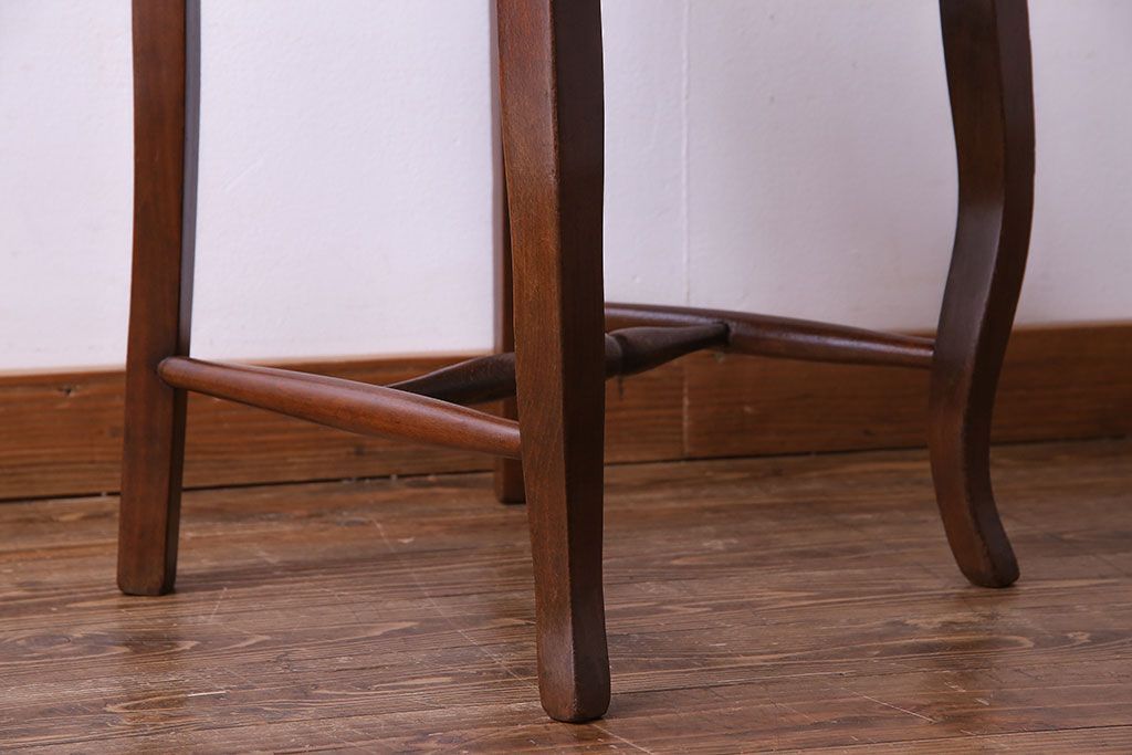 中古　Henri Julien(アンリ・ジュリアン)　フレームの形が独創的なダイニングチェア(椅子)(2)