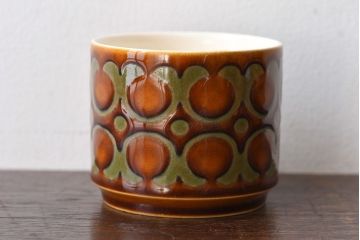 イギリスビンテージ　HORNSEA(ホーンジー)　BRONTE(ブロンテ)シリーズ　カップ&ソーサー&プレート4客セット(洋食器)