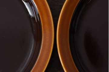 イギリスビンテージ　HORNSEA(ホーンジー)　BRONTE(ブロンテ)シリーズ　カップ&ソーサー&プレート4客セット(洋食器)
