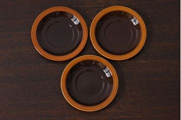 イギリスビンテージ　HORNSEA(ホーンジー)　BRONTE(ブロンテ)シリーズ　カップ&ソーサー&プレート3客セット(洋食器)