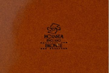イギリスビンテージ　HORNSEA(ホーンジー)　BRONTE(ブロンテ)シリーズ　カップ&ソーサー&プレート3客セット(洋食器)