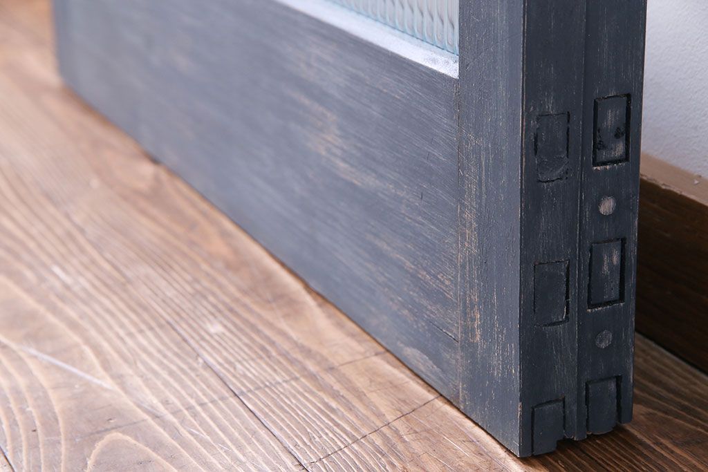 昭和期　モールガラスがレトロな魅力を放つペイント引き戸(ガラス戸、建具)2枚セット