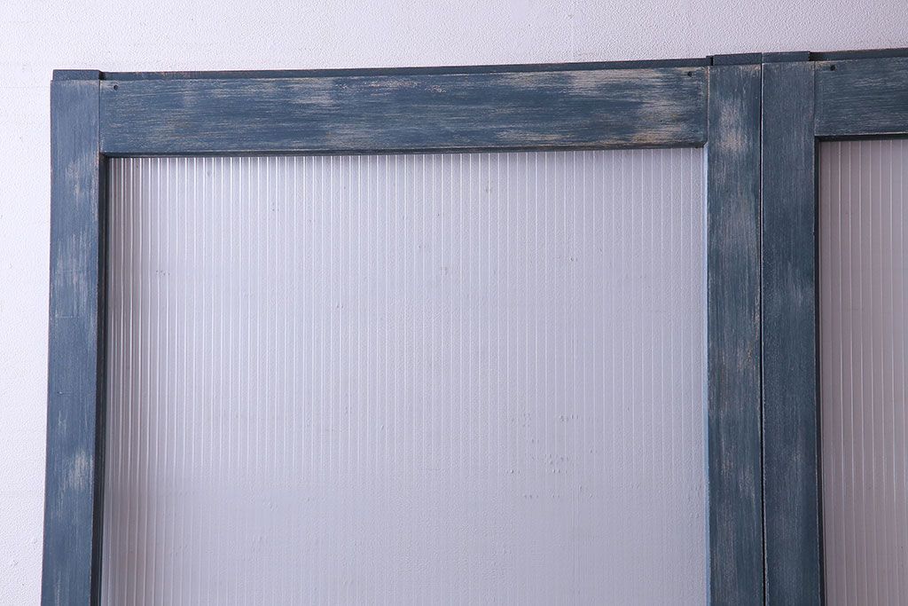 昭和期　モールガラスがレトロな魅力を放つペイント引き戸(ガラス戸、建具)2枚セット