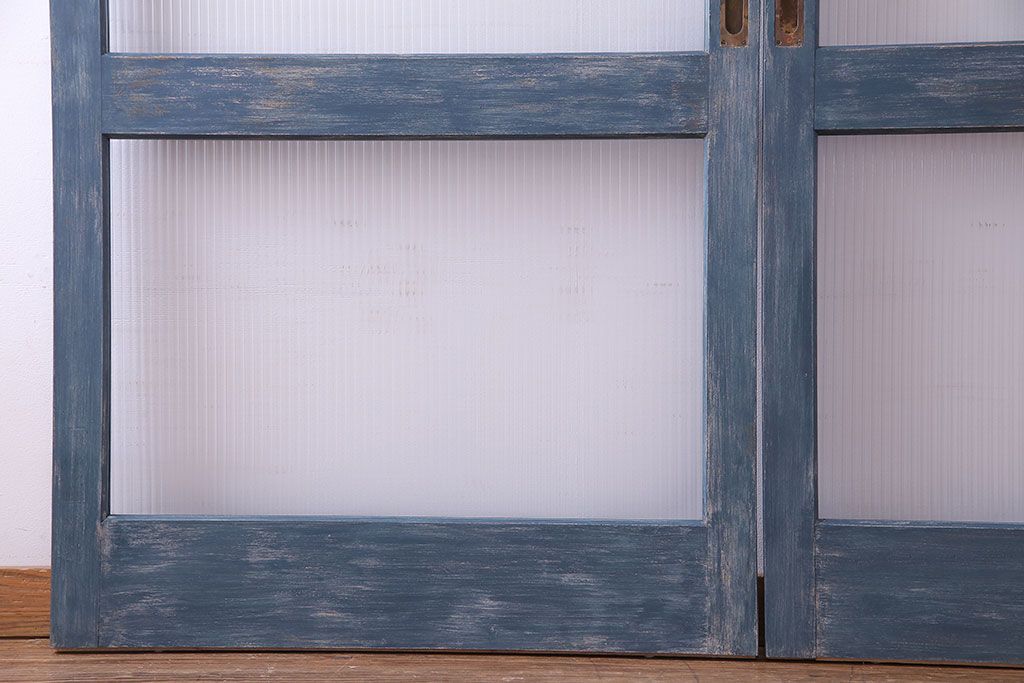 昭和期　モールガラスがレトロな魅力を放つペイント引き戸(ガラス戸、建具)2枚セット