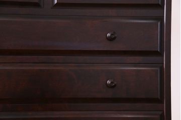 中古　北海道民芸家具　シックなチェスト(定価約24万円)