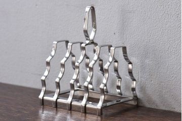 アンティーク雑貨　イギリス　Old Hall(オールドホール)　スタイリッシュなデザインのトーストラック(カードスタンド)(1)