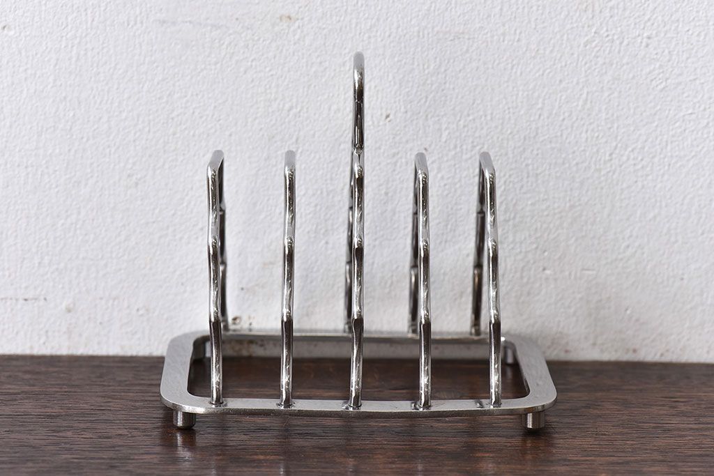 アンティーク雑貨　イギリス　Old Hall(オールドホール)　丸みを帯びたラインが魅力のトーストラック(カードスタンド)(1)