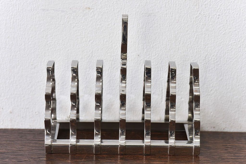 アンティーク雑貨　イギリス　Old Hall(オールドホール)　スタイリッシュなデザインのトーストラック(カードスタンド)(2)