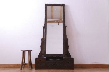 ヴィンテージ家具　ビンテージ　伝統工芸　軽井沢彫り　高級感のある佇まいのドレッサー(鏡、鏡台)