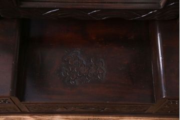 ヴィンテージ家具　ビンテージ　伝統工芸　軽井沢彫り　高級感のある佇まいのドレッサー(鏡、鏡台)