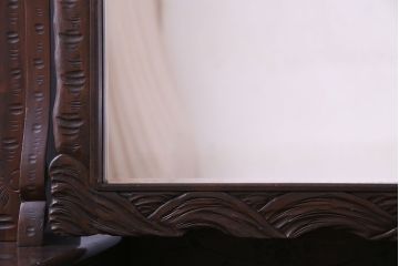 ヴィンテージ家具　ビンテージ　伝統工芸　軽井沢彫り　高級感のある佇まいのドレッサー(鏡、鏡台)