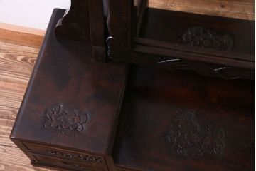 ヴィンテージ家具　ビンテージ　伝統工芸　軽井沢彫り　高級感のある佇まいのドレッサー(鏡、鏡台)