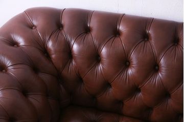 中古 Abdon y Lucas(アブドン・イ・ルーカス) 本革チェスターフィールドソファ