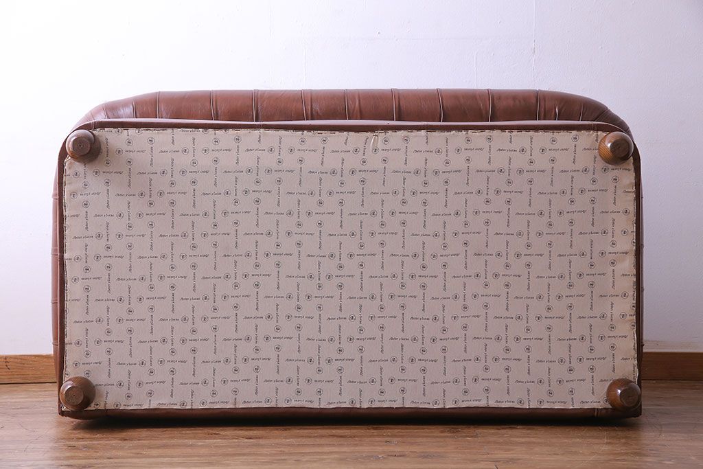 中古 Abdon y Lucas(アブドン・イ・ルーカス) 本革チェスターフィールドソファ