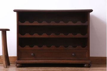 ヴィンテージ家具　イギリスビンテージ　味わいのある佇まいのワインラック