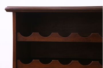 ヴィンテージ家具　イギリスビンテージ　味わいのある佇まいのワインラック