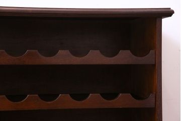 ヴィンテージ家具　イギリスビンテージ　味わいのある佇まいのワインラック