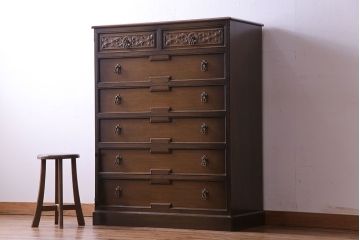 ビンテージ　神戸洋家具老舗たかねや製　オーク材使用の上品なチェスト(引き出し)(永田良介)