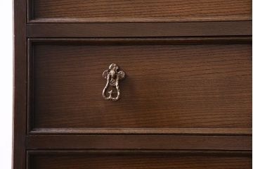 ビンテージ　神戸洋家具老舗たかねや製　オーク材使用の上品なチェスト(引き出し)(永田良介)