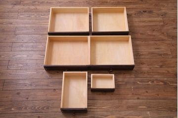 中古　北海道民芸家具　上品な雰囲気漂うライティングビューロー(机、収納棚)(定価約50万円)(2)