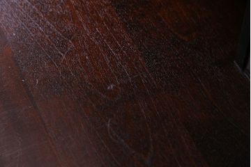 中古　北海道民芸家具　上品な雰囲気漂うライティングビューロー(机、収納棚)(定価約50万円)(2)