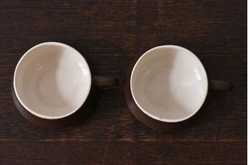 イギリスビンテージ　Honiton Pottery チョコレートブラウンのカップ&ソーサー2客セット(洋食器、陶器)(2)