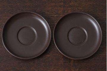イギリスビンテージ　Honiton Pottery チョコレートブラウンのカップ&ソーサー2客セット(洋食器、陶器)(2)