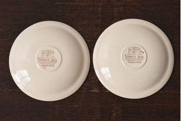アンティーク雑貨　イギリスビンテージ　JOHNSON BROTHERS(ジョンソン・ブラザーズ) JAMESTOWN(ジェームズタウン)カップ&ソーサー&プレート2客セット(洋食器)